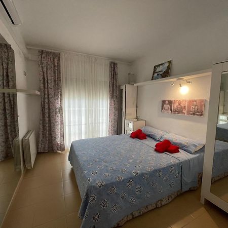 Romantico Piso De La Playa Fenals Apartment Lloret de Mar Exterior photo